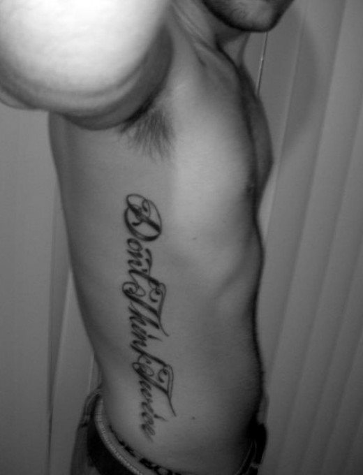130 Wort, Satz und Schrift Tattoos