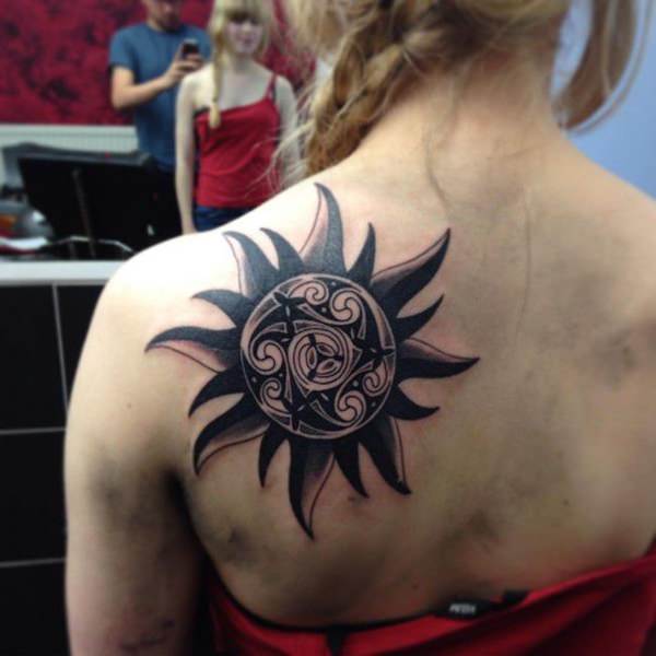 tattoo sonne 1417