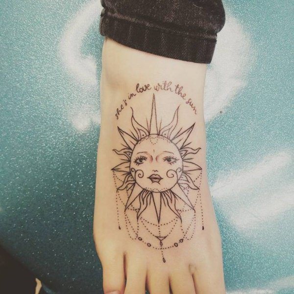 tattoo sonne 1703