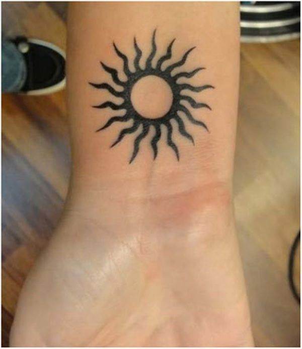 tattoo sonne 546