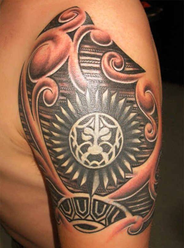 tattoo sonne 819