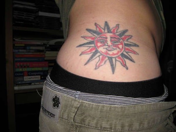 tattoo sonne 845