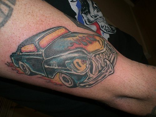 auto tattoo 1045