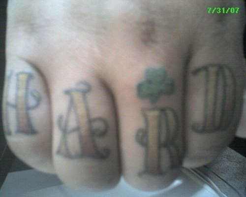 finger gelenke tattoo 526