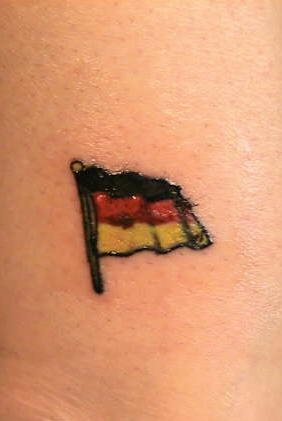 flagge tattoo 506