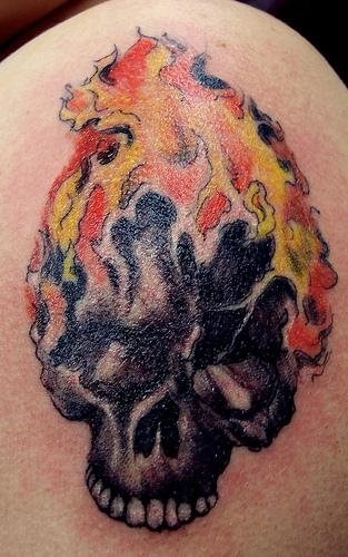 flamme feuer tattoo 1044