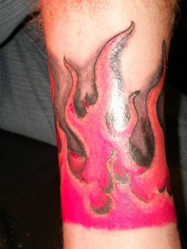 flamme feuer tattoo 1057