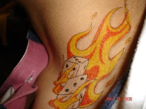 flamme feuer tattoo 1063