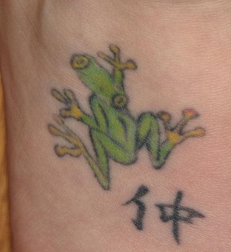 frosch tattoo 1041