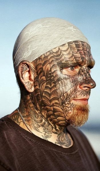 gesichtstattoo 505