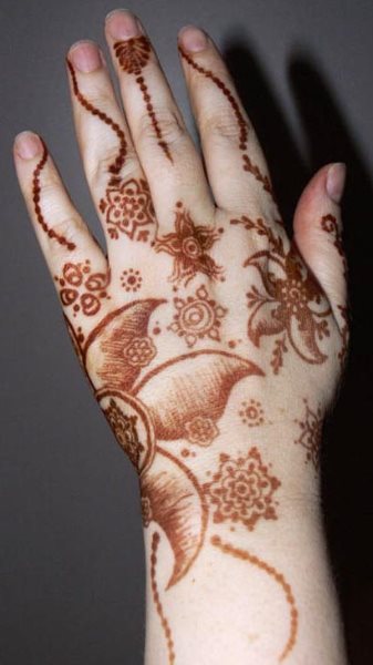 henna tattoo 1022