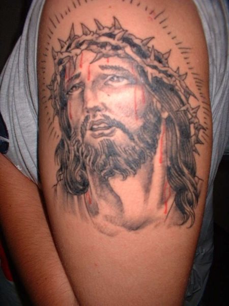 jesus christus tattoo 1001