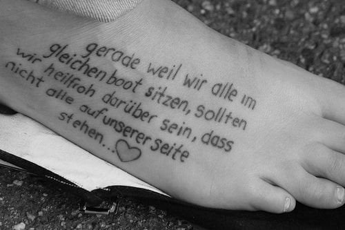 kalligraphie buchstabe tattoo 536