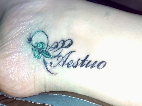 kalligraphie buchstabe tattoo 515