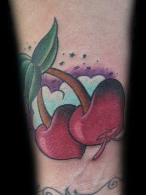 kirsche tattoo 582