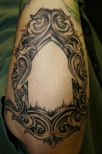 knoten tattoo 1078
