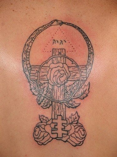 kreuz tattoo 516