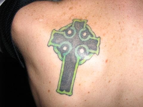 kreuz tattoo 540