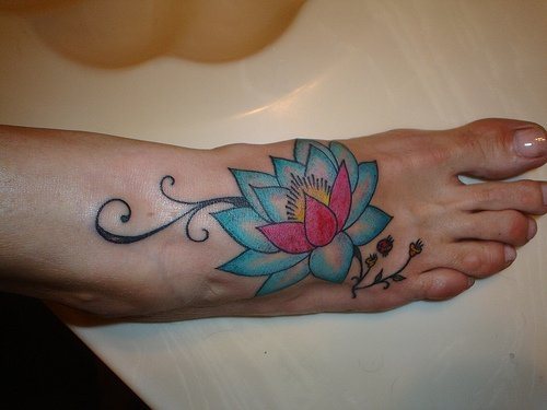 lotusblume tattoo 1090