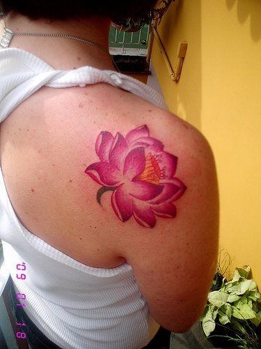 lotusblume tattoo 1015