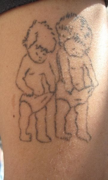 Tattoo für männer intim Intimer Tattoo