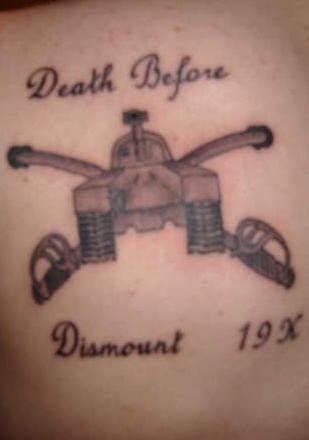 militarische tattoo 1010