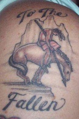militarische tattoo 1018