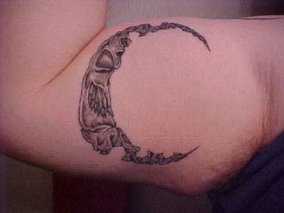 mond sonne tattoo 1048