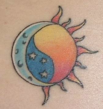 mond sonne tattoo 1073