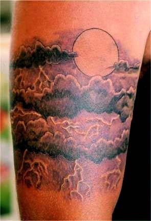 mond sonne tattoo 1037