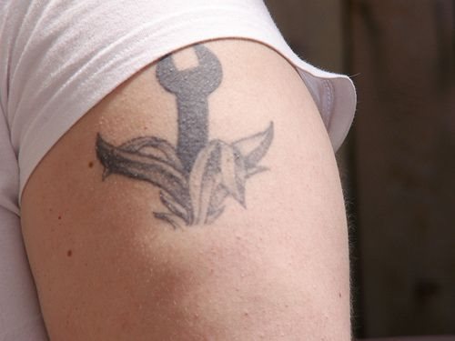 motorradfahrer tattoo 1041