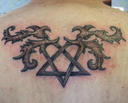 oberen rucken tattoo 1039