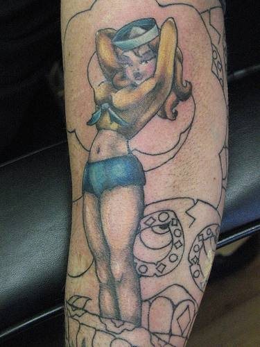 pin up tattoo 1015