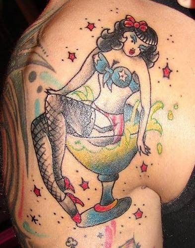 pin up tattoo 1016