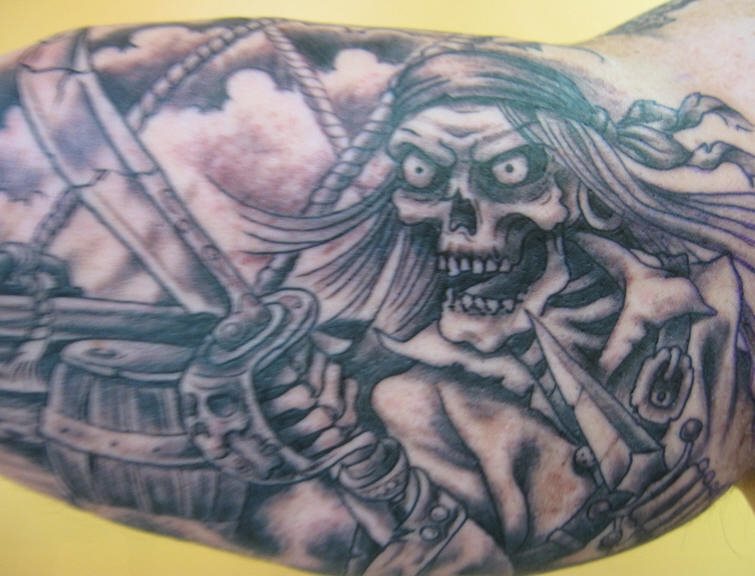 pirat tattoo 1027