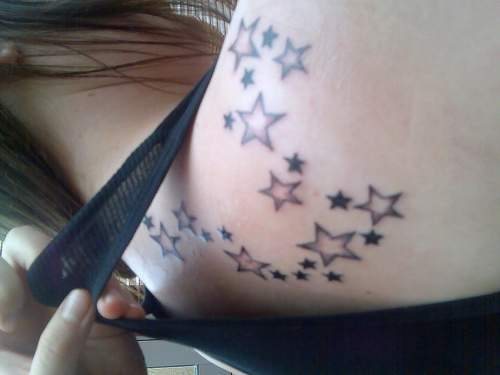 117 Tattoos Mit Einem Oder Mehreren Sternen