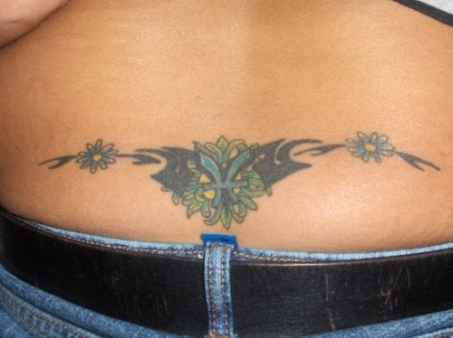 unteren rucken tattoo 572