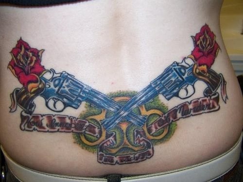 unteren rucken tattoo 580