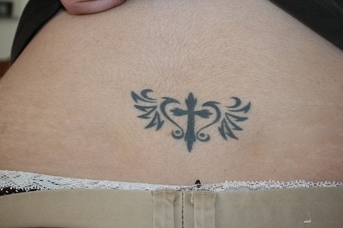 unteren rucken tattoo 588