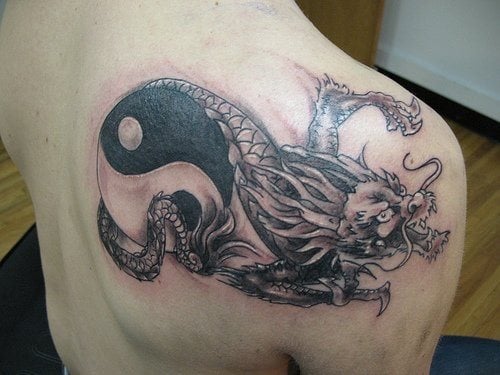 yin und yang tattoo 1020