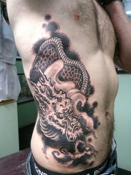 drache tattoo 02