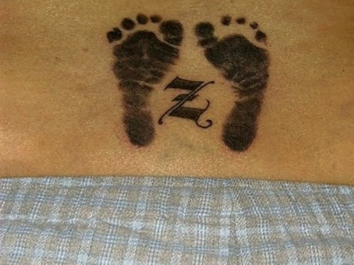 61 Tattoos von Fuß- und Handabdrücken von Babys und Tieren