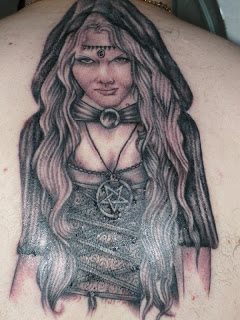 hexe tattoo 24