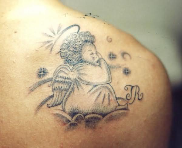 initiale tattoo 12