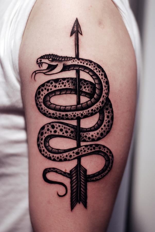 kobra tattoo 34