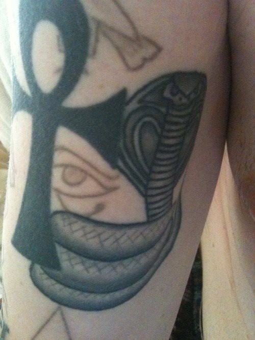 kobra tattoo 40