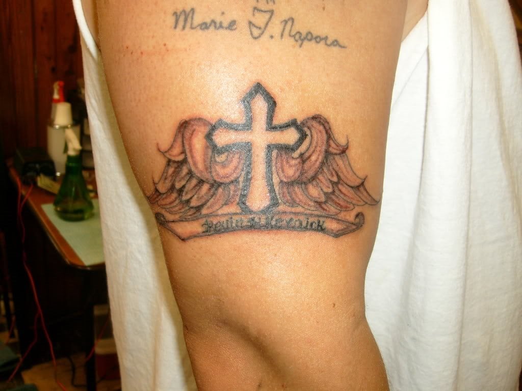 kreuz tattoo 55