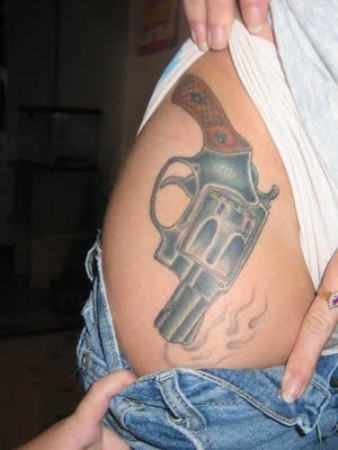 pistole tattoo 03
