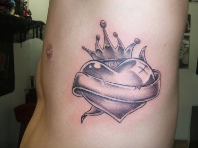 rippe tattoo 20