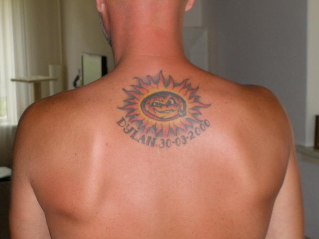 sonne tattoo 01